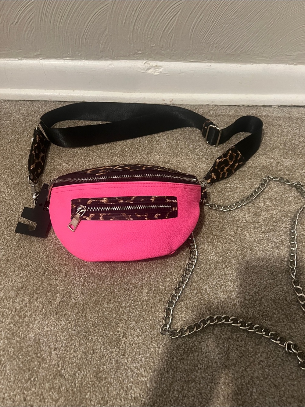 Vibrant Hot Pink Crossbody Belt Bag with Leopard Trim